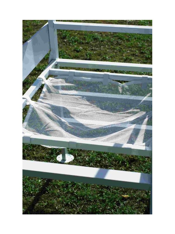 Sodniški stol iz aluminija